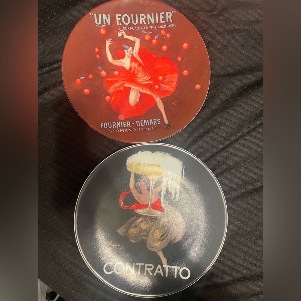 2 Pottery Barn 8” Plates Bubbly Contratto, Champagne,UN Fournier, Cremant du